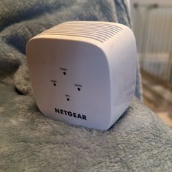 AC750 WiFi Range Extender