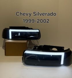 Chevy Silverado 1999-2002 Headlights