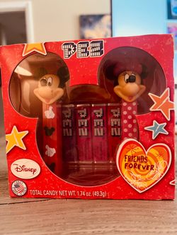 Mickey and Minnie Friends Forever Pez Dispensers Gift Set Unopened Box
