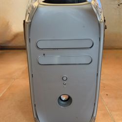 Apple PowerMac G4 Quicksilver