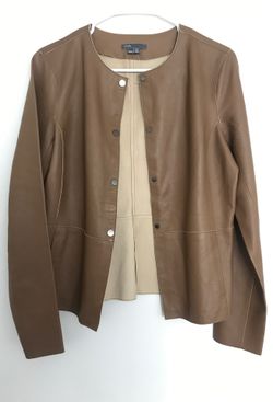 BRAND NEW VINCE 💯% LEATHER SIZE MEDIUM