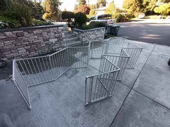 Baby/pet safety gate panels