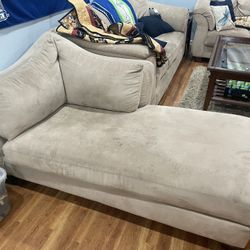 Cream Chaise Lounge Chair/Sofa