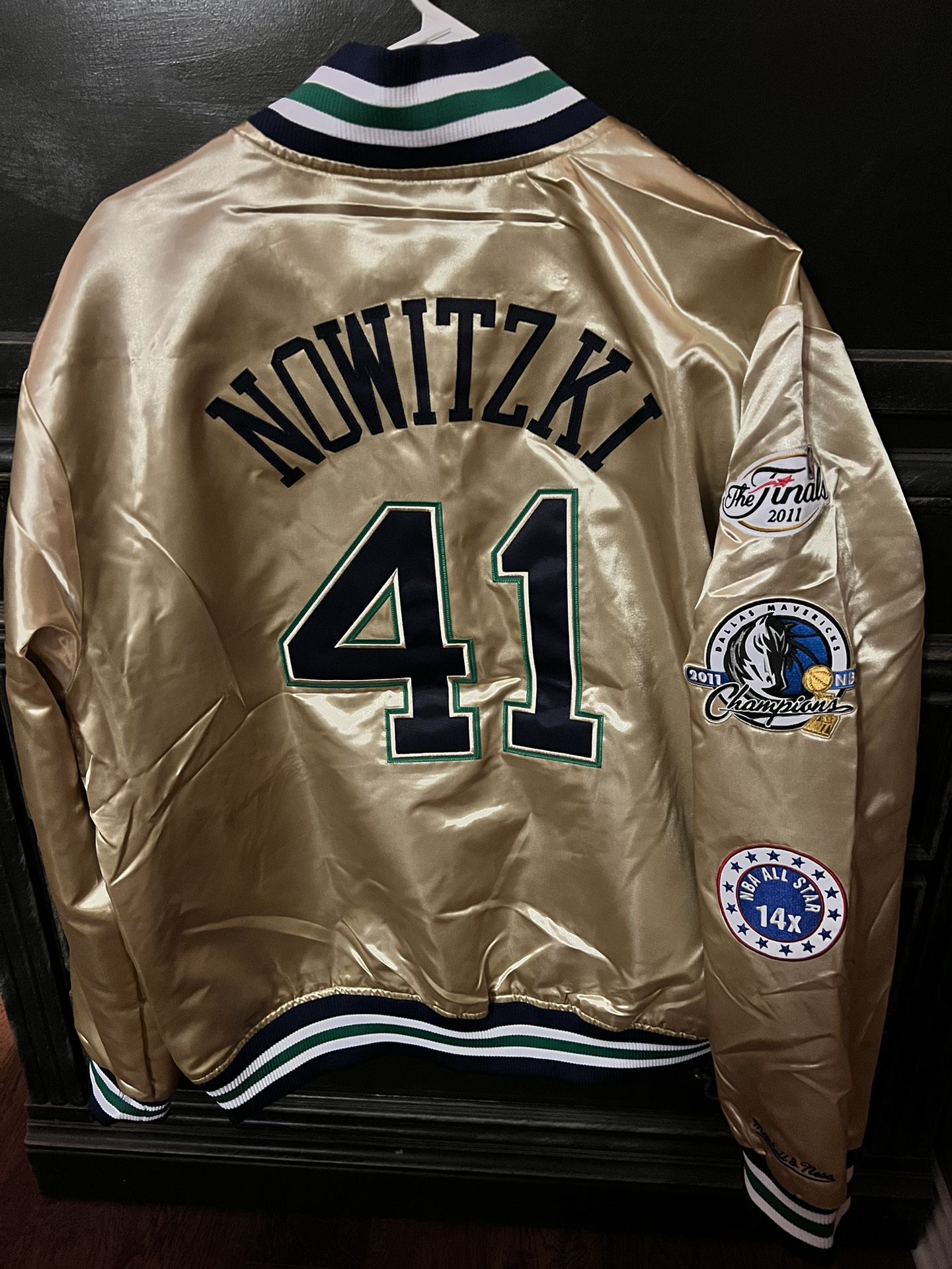 Dirk Nowitzki signed jersey for Sale in Dallas, TX - OfferUp