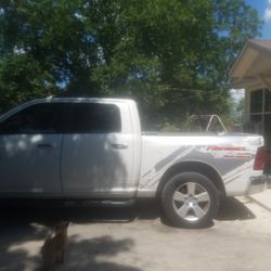 2009 ram 4x4 rebel -not for parts