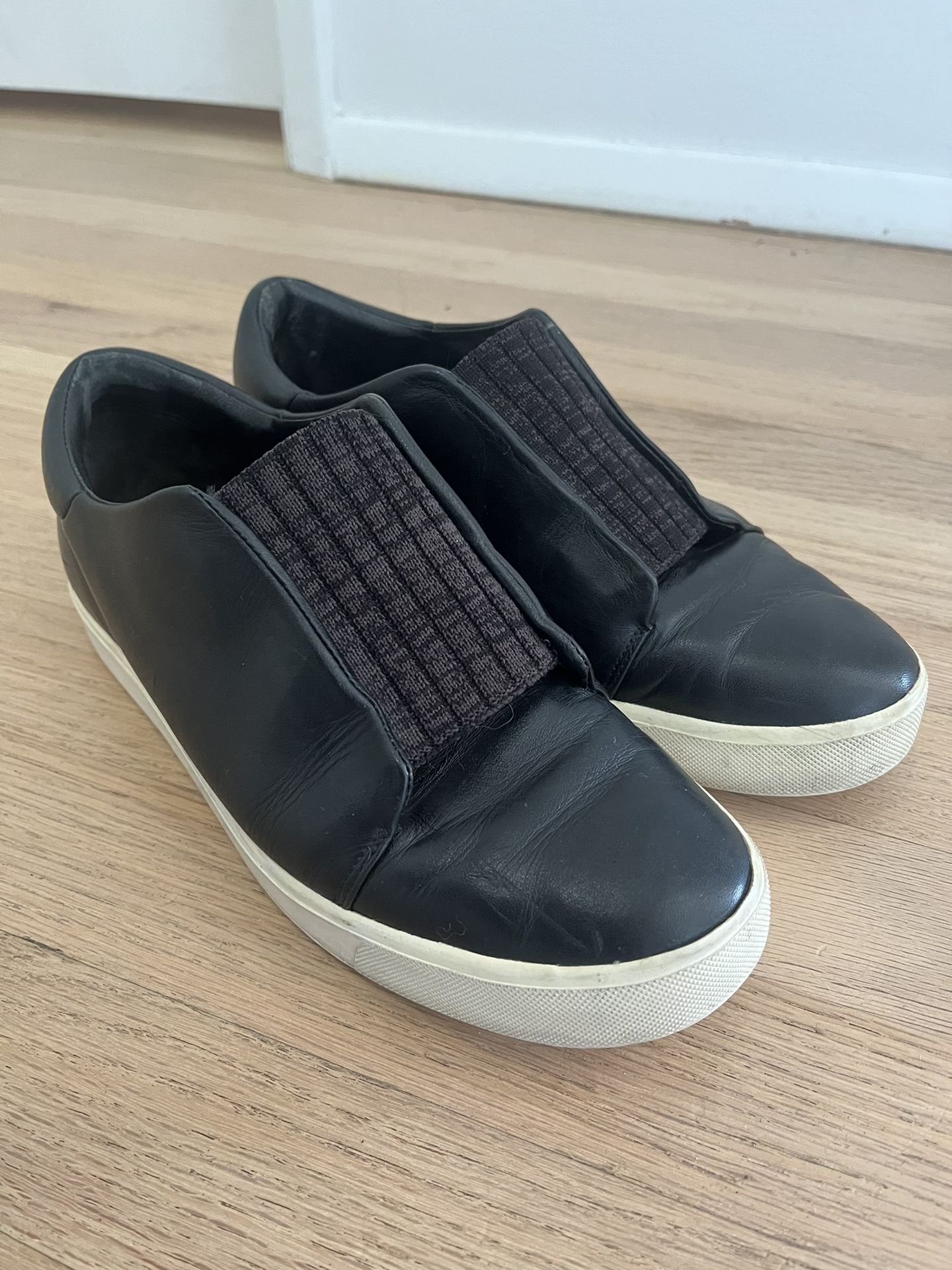 Vince Black Slip On Sneakers