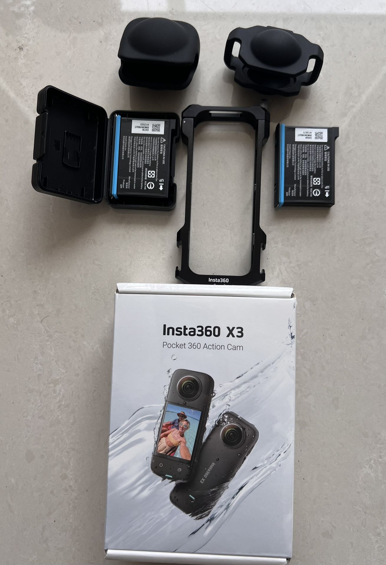 📸 Insta360 X3 Camera – Brand New + Accessories (Like New) 🎥