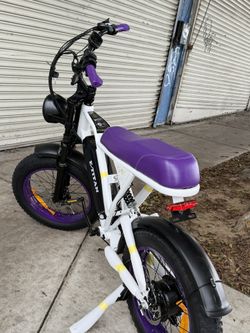 AMYET V9 G60 ELECTRIC BIKE PEAK 1500W-32MPH-RANGE 30-65MILES. TIRES 20x4IN. SIGNAL LIGHTS. HORN.HEAD LIGHT.