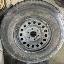 Goodyear 265/70R17 Tire Six Lug Wheel