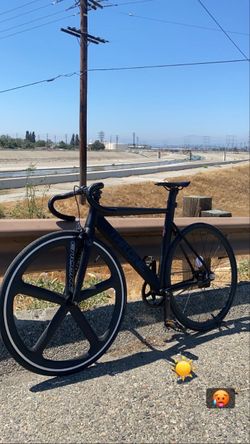Throne bike fixie