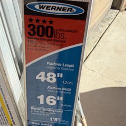 Werner Aluminum Pro Work Platform With 300 Lb. Load Capacity