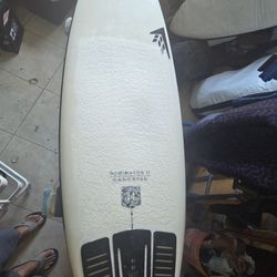 5'10 Firewire Dominator 2 w/ fins