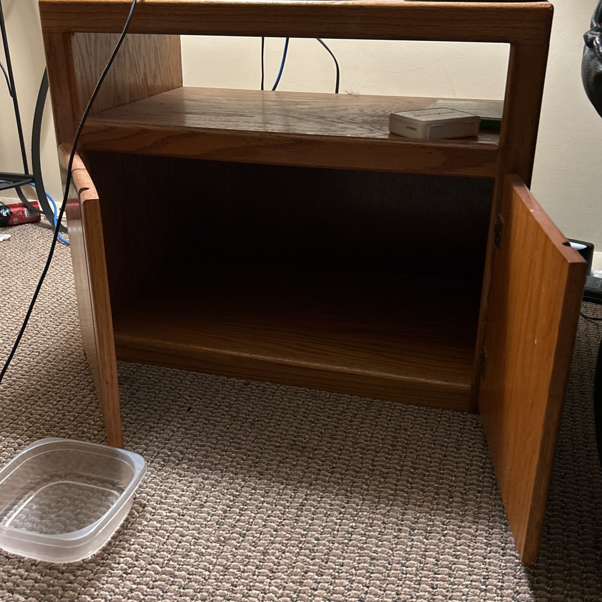 Small Entertainment Stand