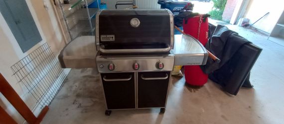Weber Genesis Natural Gas Grill