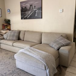 Free Delivery! Gray Sectional Couch Sofa