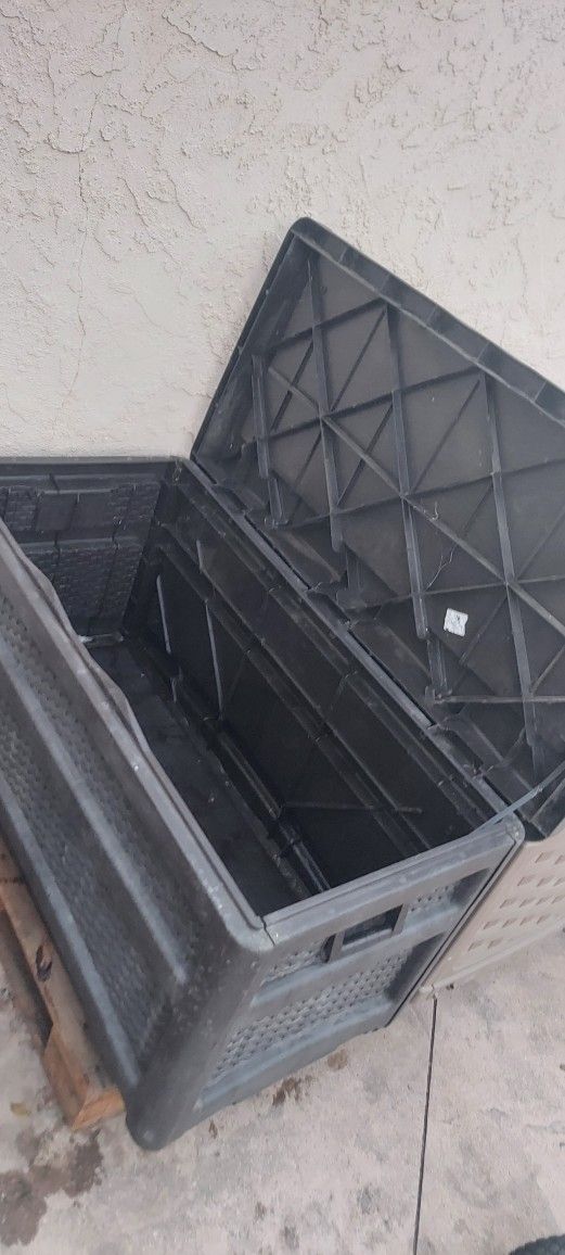Suncast 73 Gal. Plastic Deck Box $70