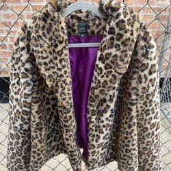 Plus-size Women Jackets 