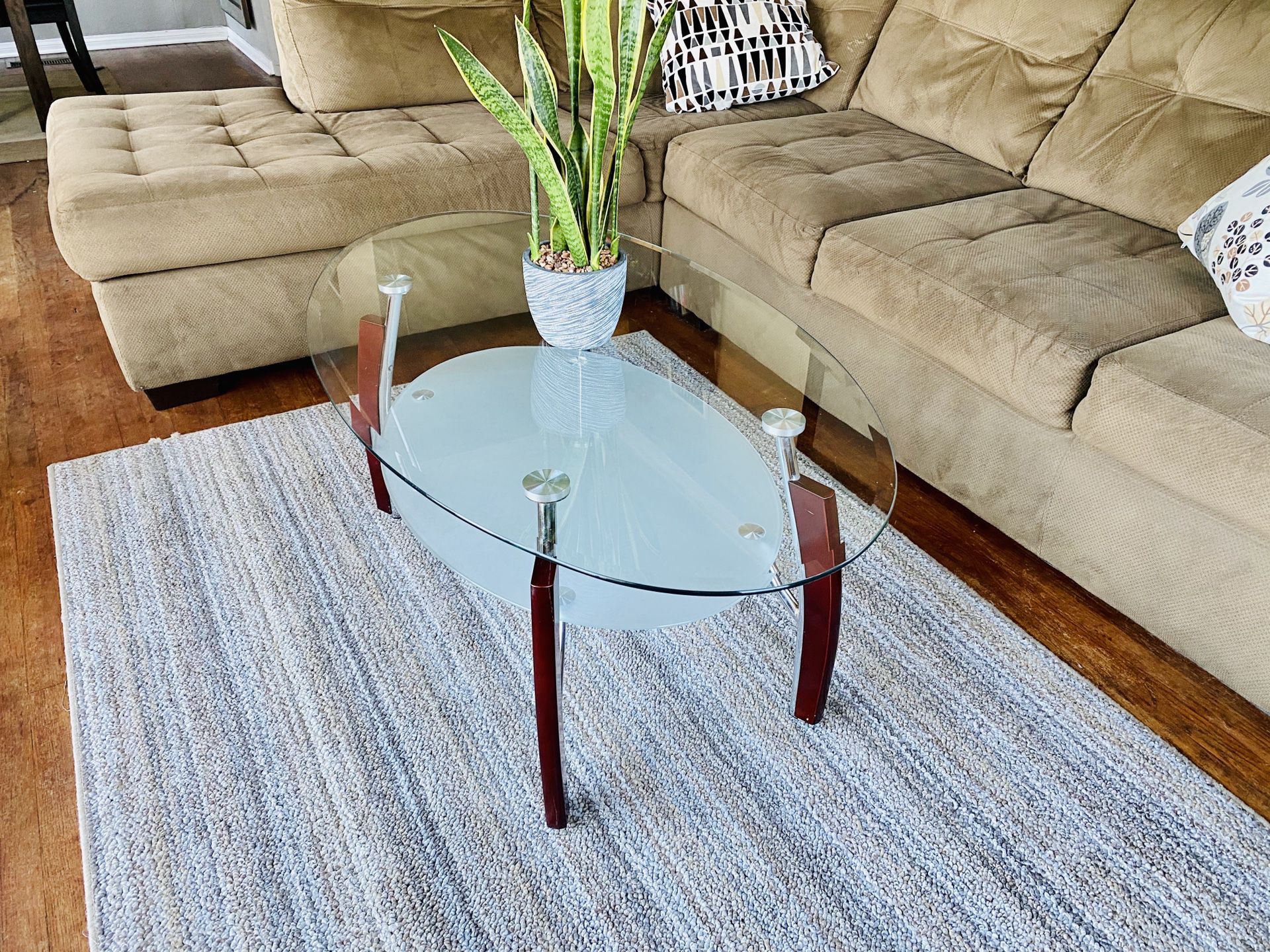 Minimalist Glass Coffee Table & Side Table