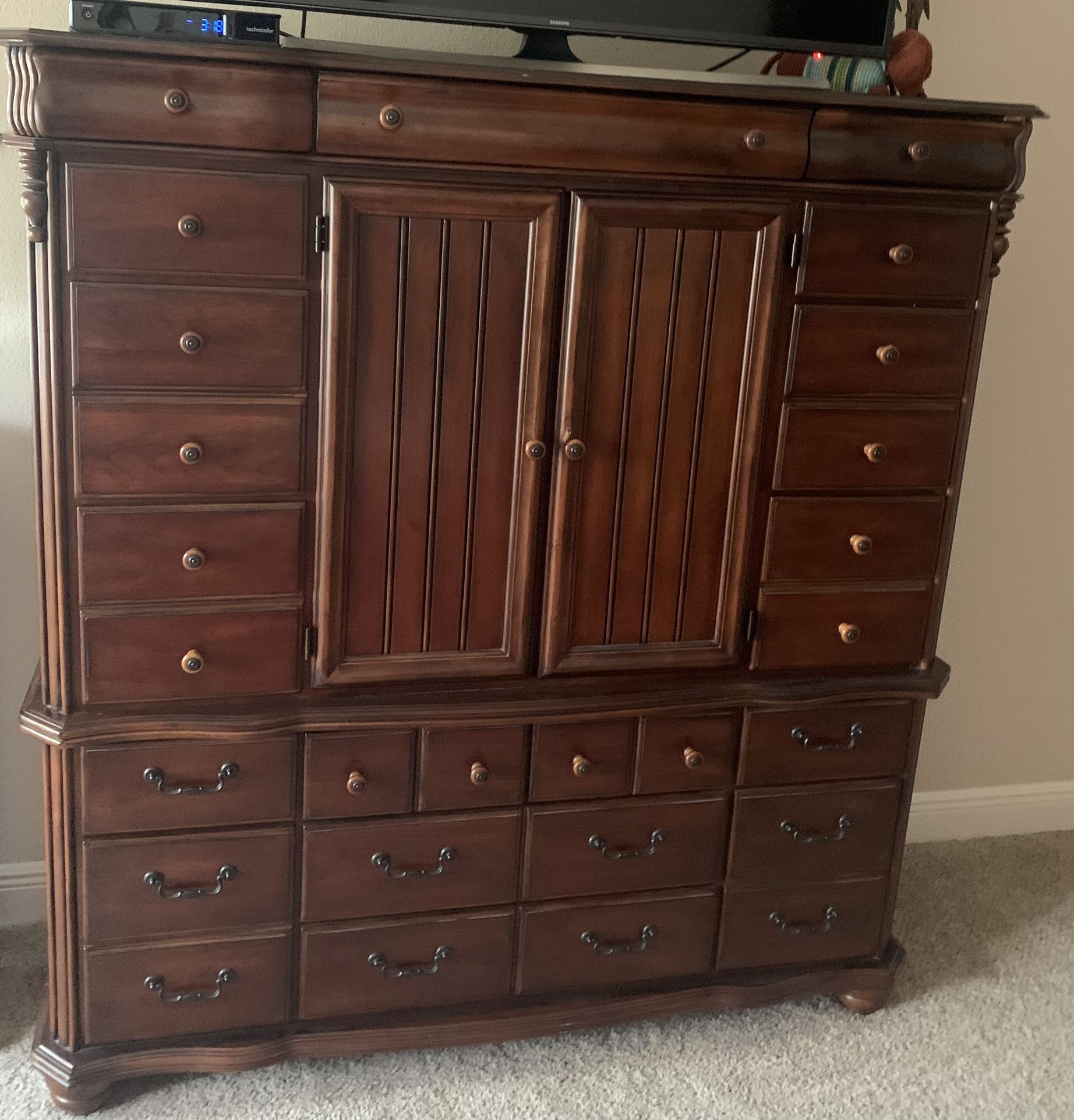 Tall Bedroom Dresser With Drawers
