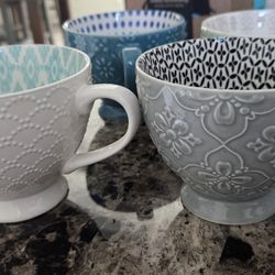Mugs 