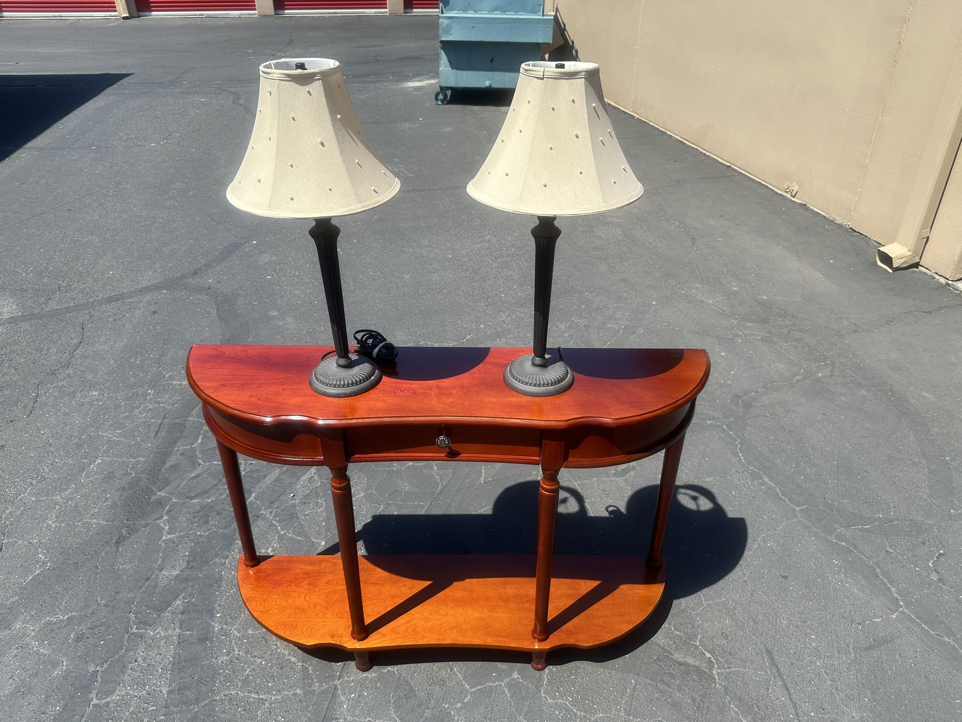 Console Table With Lamps