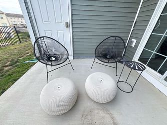 Outdoor patio furniture
