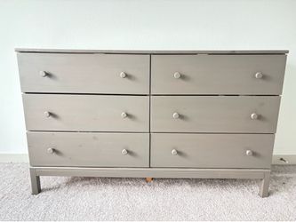 6-drawer Gray Pine dresser