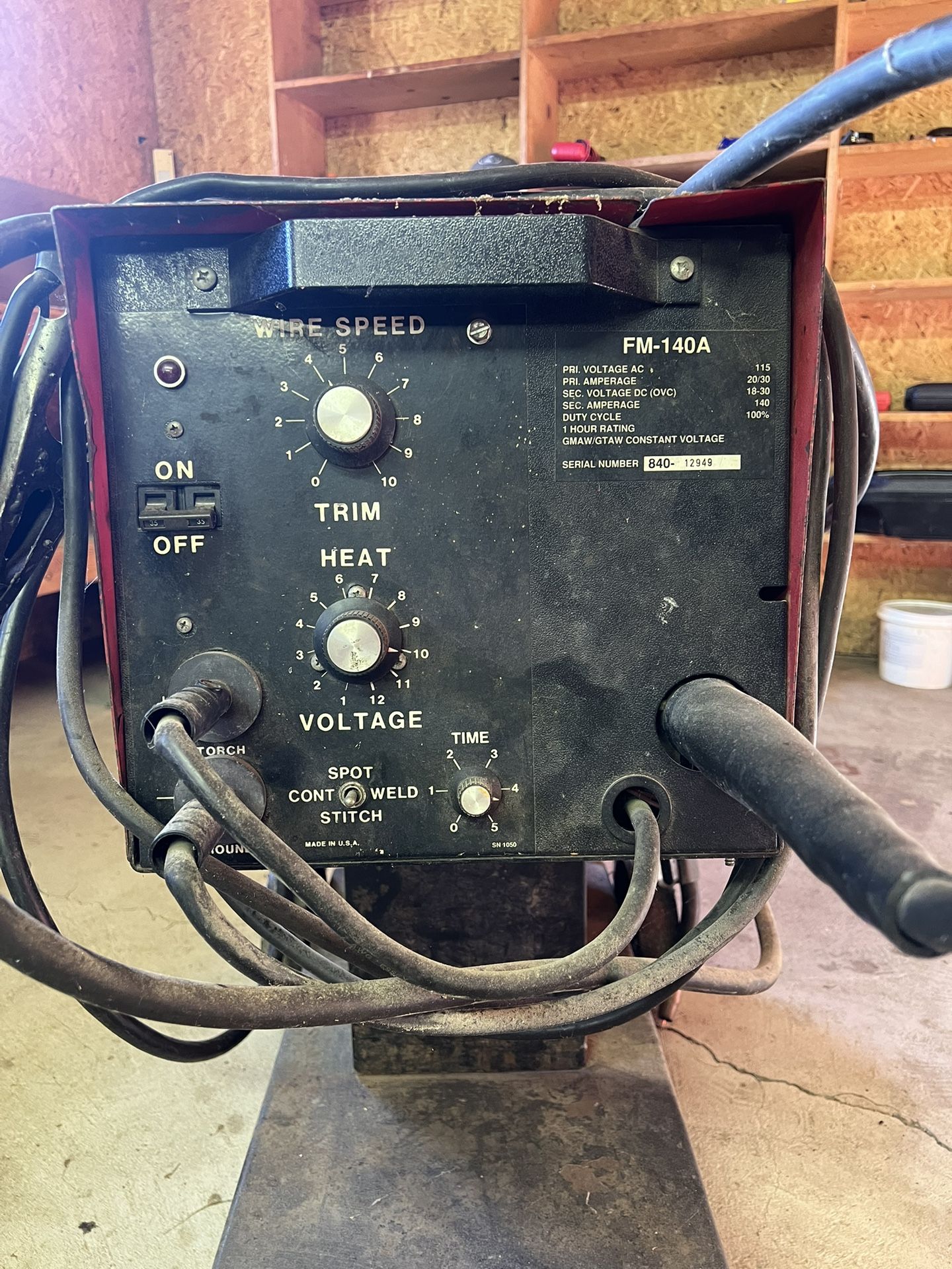 Snap-on FM140A MIG welder