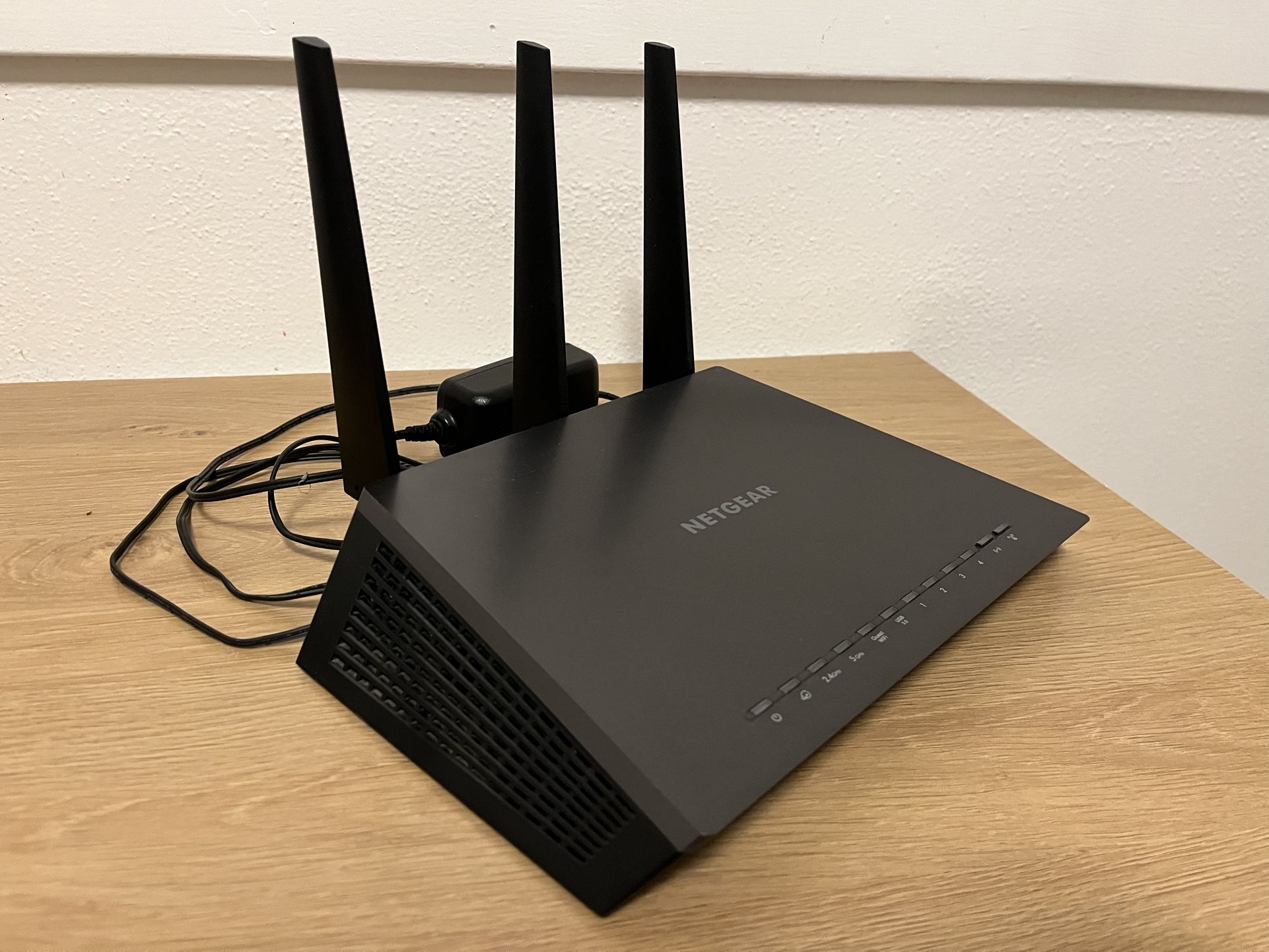 Netgear NightHawk AC1750 WiFi Router