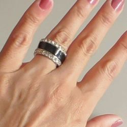 Cocktail Black Enamel Rhinestone Silver Tone Band Ring Size 5.5 (Anillo)