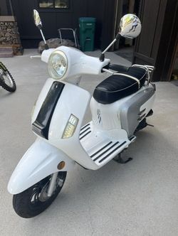 China scooter (Moped)