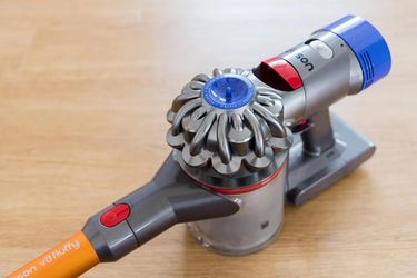 Dyson V8 cordless vacuum cleaner
