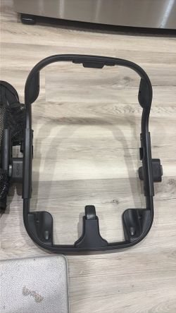 Infant Pipa Nuna Carseat adapter