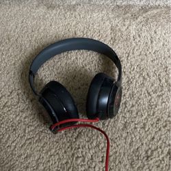 Beats Medium Condition