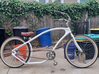 #13 CUSTOM NOT TOO STRETCHED CRUISER