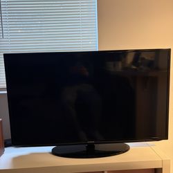Samsung 46” Smart TV