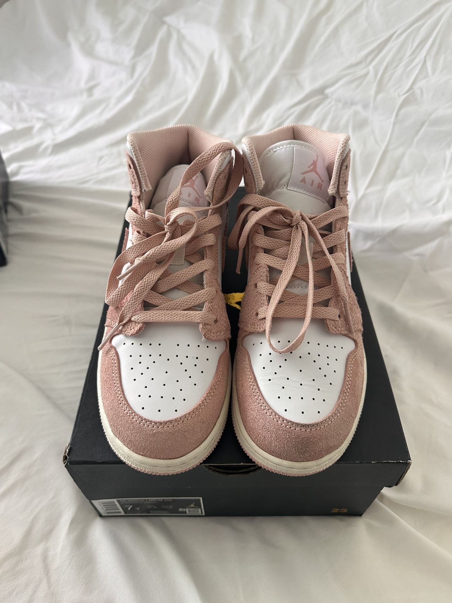 Jordan 1 Mid Size 7y