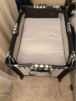 Play pen