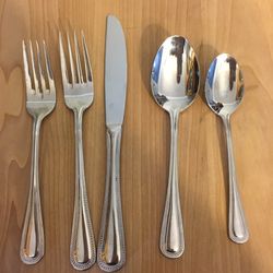 Cuisinart 18-10 Tuscan Bead Stainless Silverware