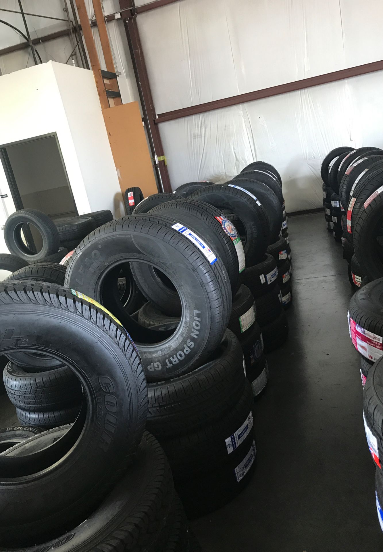 ASK FOR ANY SIZE 16’S‼️ WE HAVE THE BEST YIRES AND PRICES IN TOWN‼️OUR TIRES ARE BETTER THEN AMERICAN TIRES