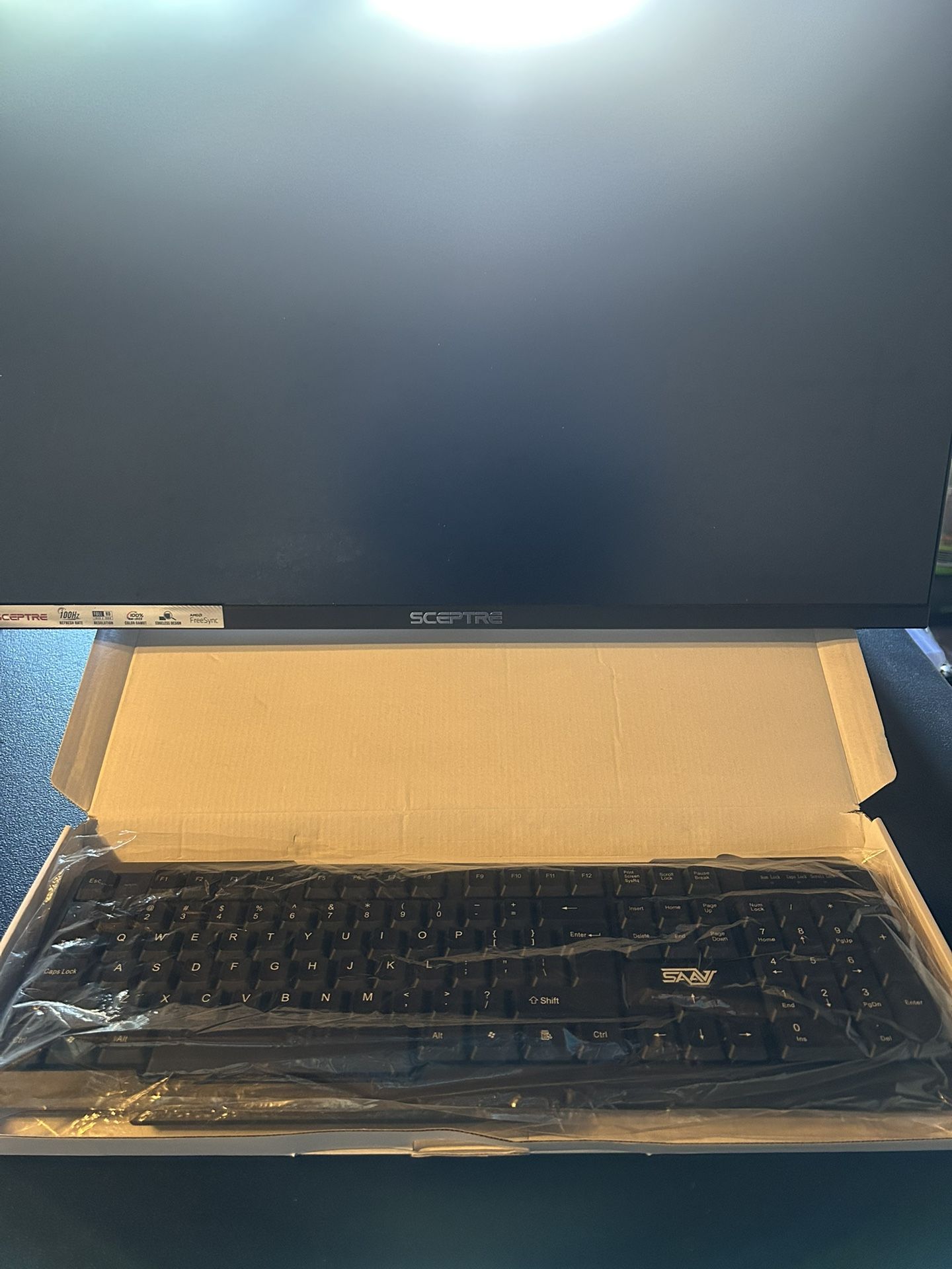 Gaming Monitor & Keyboard