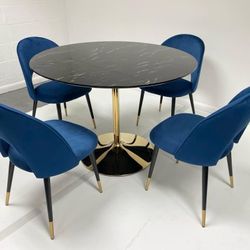 Brand New Dining Set / Juego de Comedor nuevo … Delivery 🚚 