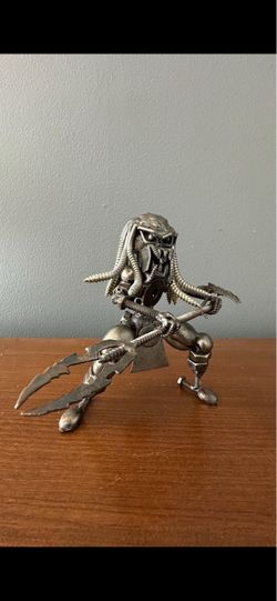 Predator Inspired Recycled Metal Art Sculpture  7”x7”
