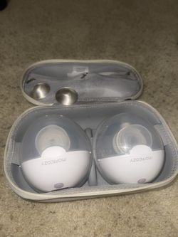 Momcozy Breast Pump W/ Coooling Nipples Cups