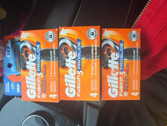 Gillette fusion 5 shaver REFILLS