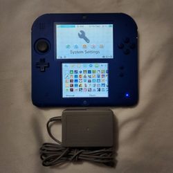 Nintendo 2DS w/ Case, Charger, & 128GB SD Card [650 Games Included] 