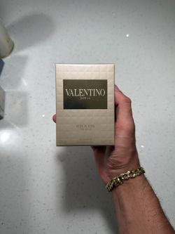 Valentino Donna Born In Roma The Gold
