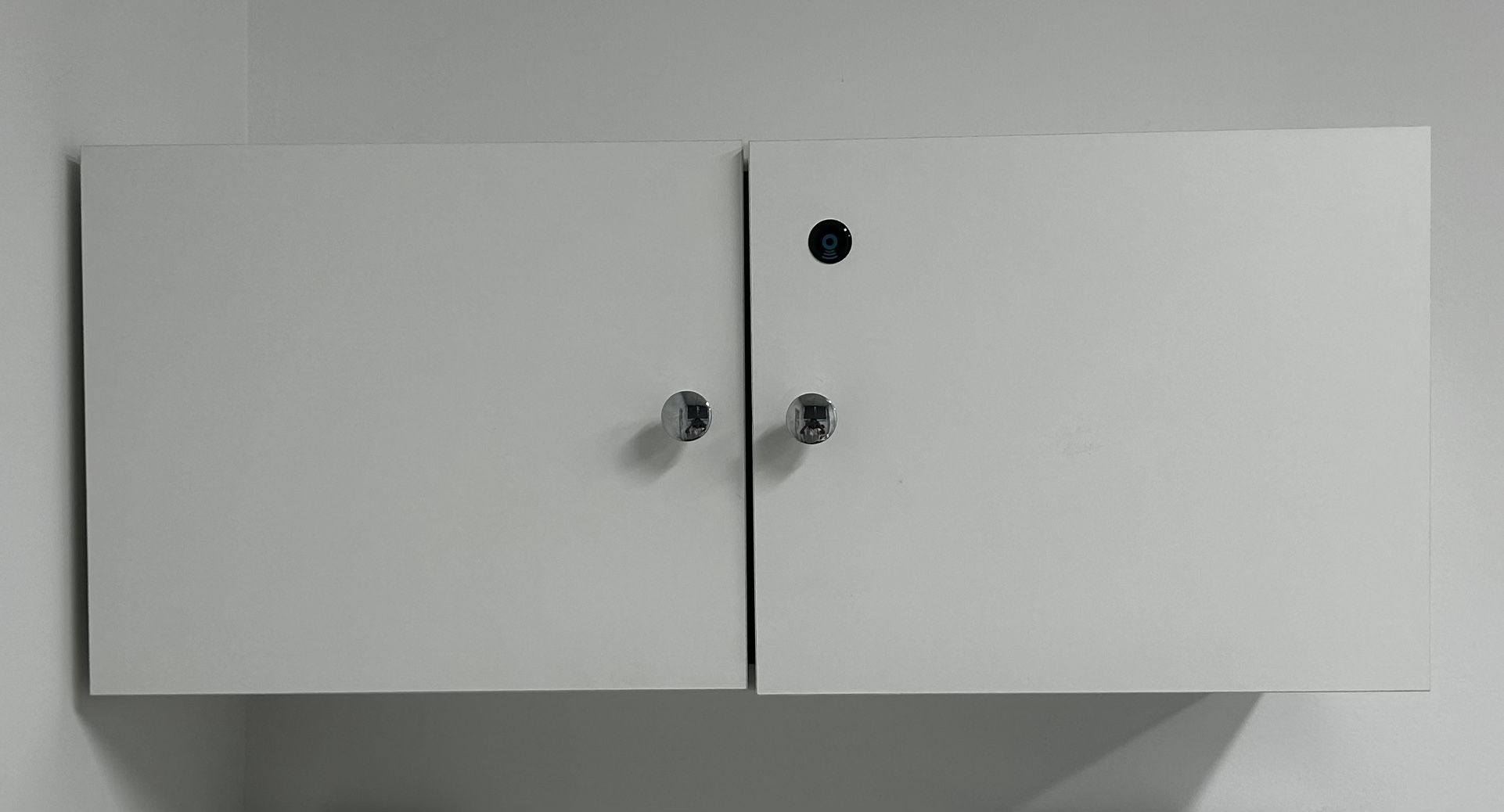 Wall Cabinet