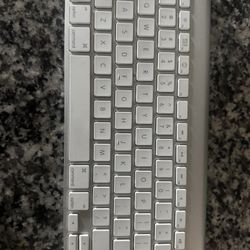 Apple Wireless Keyboard 