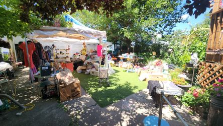 Huge Multi Family Garage Sale